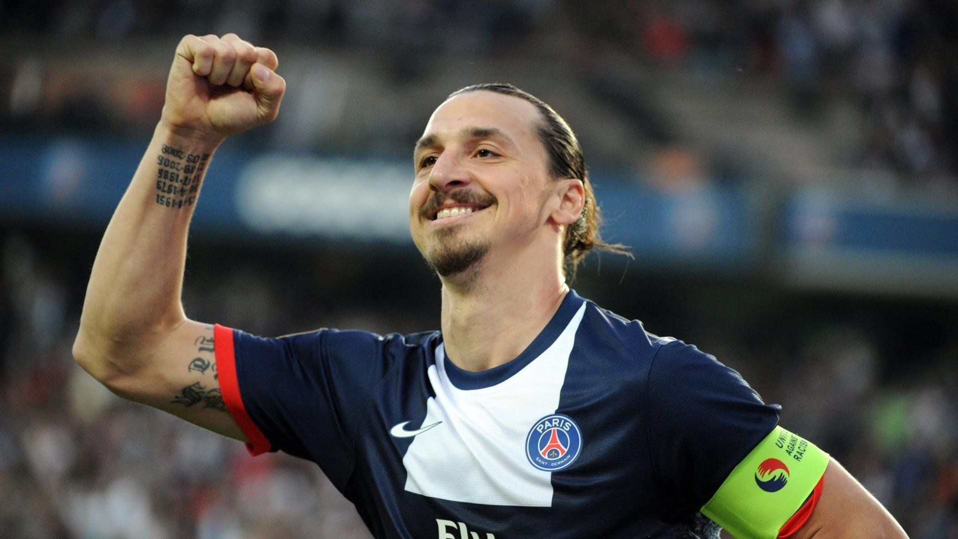 詹姆斯关键节点问鼎冠军,利物浦带队取胜!