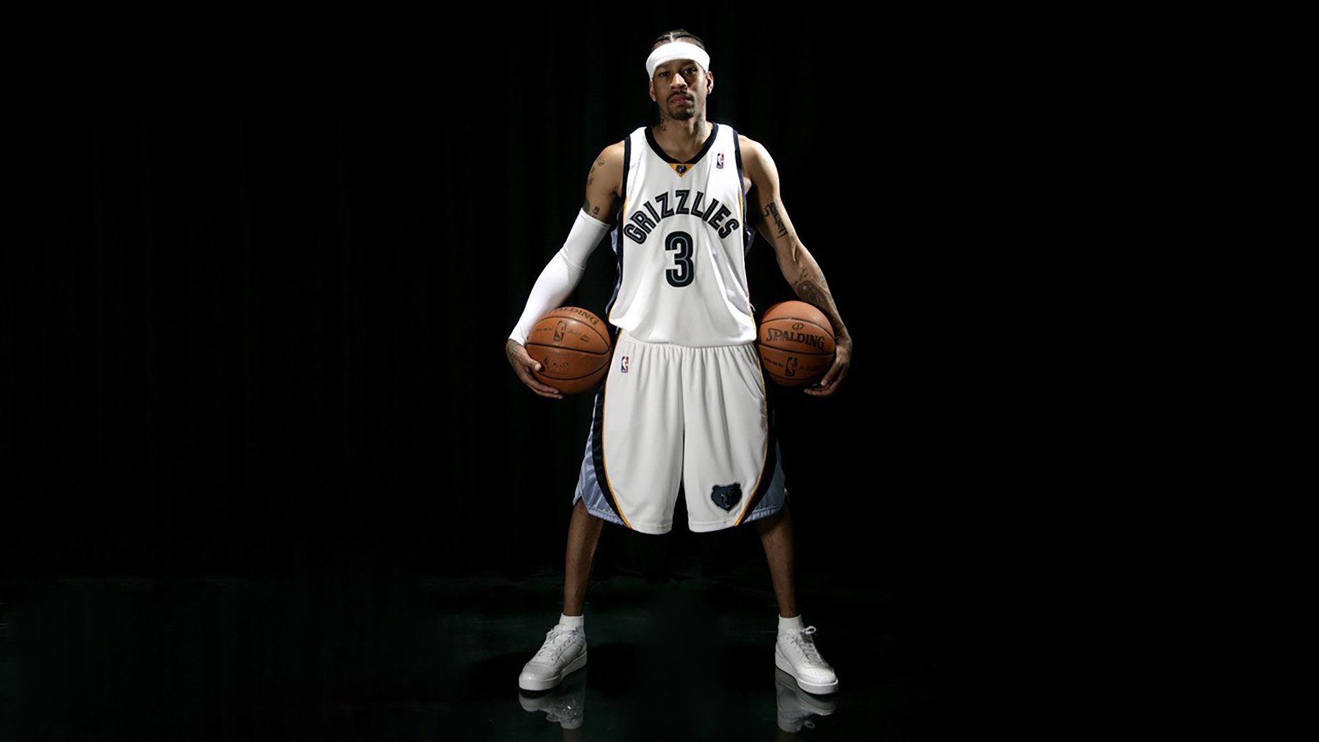 Rookie重返赛场，首战出色，勇士观众沸腾！气势如虹延续